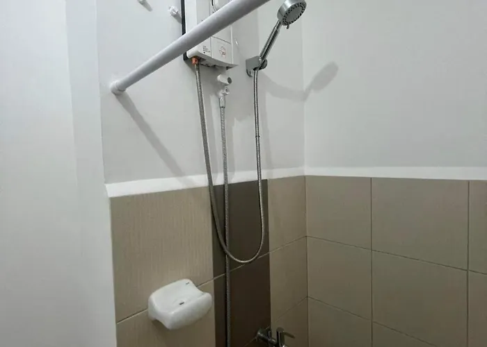 Grace Residences 4-57 *
